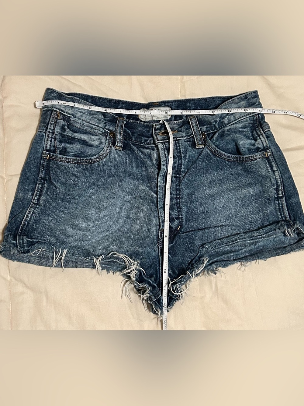 Free People Medium Blue Denim Jeans with Star-Stamped Button - Picture 4 of 9